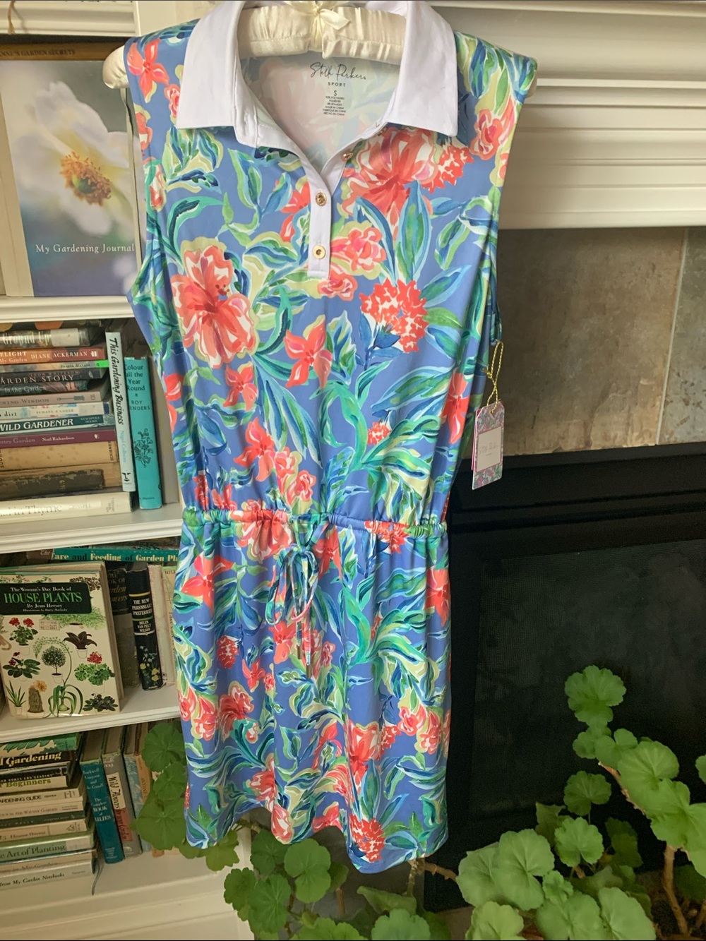 Stella Parker Sleeveless Floral Drawstring Dress in Blue